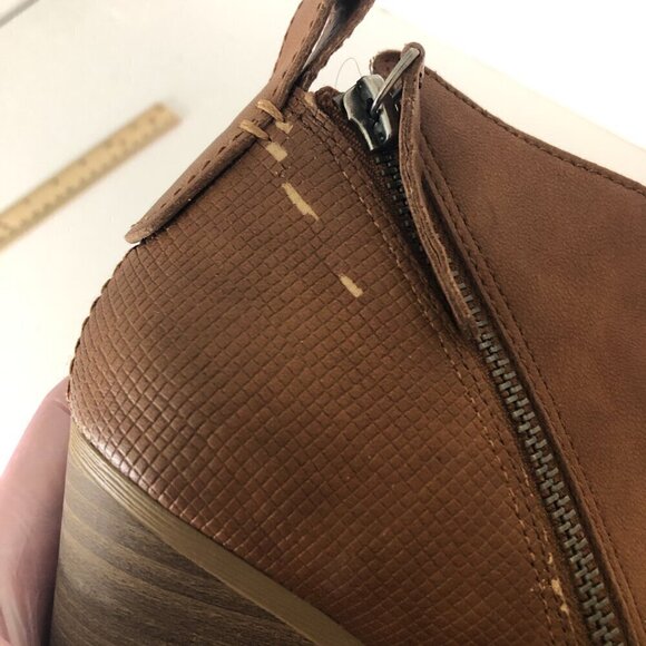 DV by DOLCE VITA Boots Women's Size 7 Brown Ankle Booties Faux Leather - Picture 10 of 14